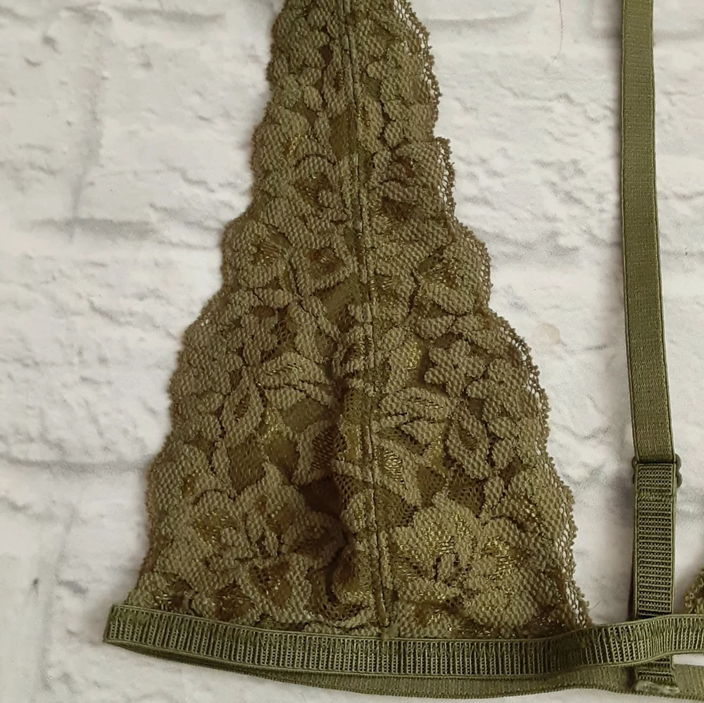 Free people intimately green lace bralette - Picture 3 of 11